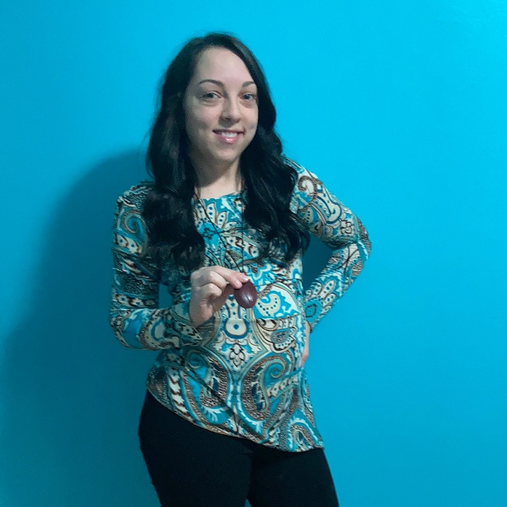 Xsmall turquoise multi colored side dipped blouse.